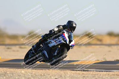 media/Dec-09-2023-SoCal Trackdays (Sat) [[76a8ac2686]]/Turn 15 Set 1 (230pm)/